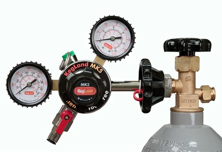 MK5 tool-free CO₂ regulator
